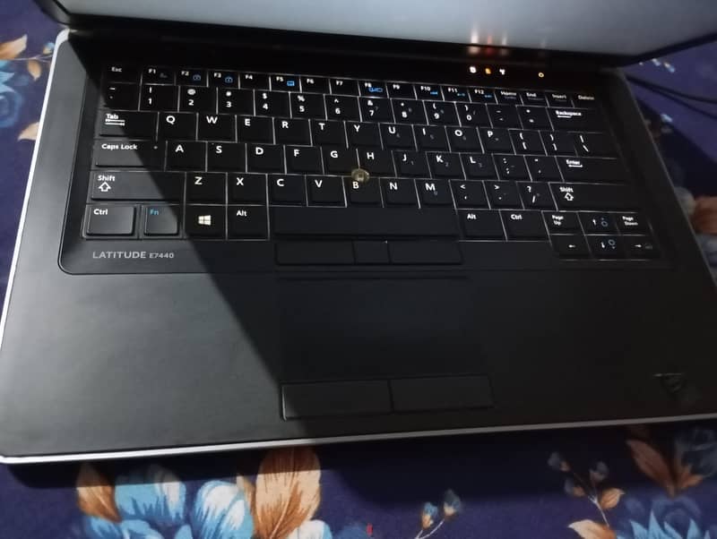 i7 4th Generation Dell latitude E7440 256 GB SSD Backlight keyboard 4