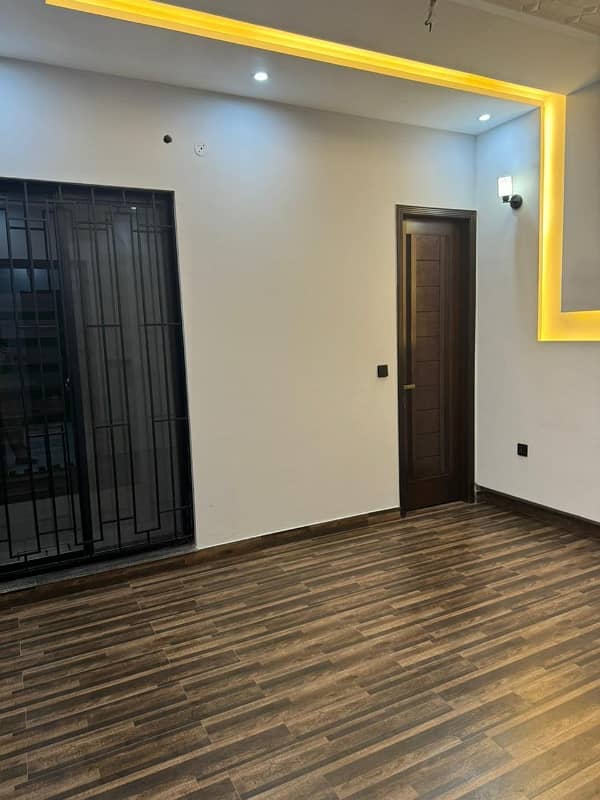 5 MARLA BRAND NEW TRIPLE STORY HOUSE FOR SALE IN JOHAR TOWN BLOCK J 26