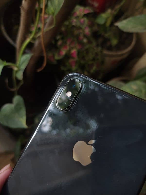 iPhone xs max 265gb pta approved 4