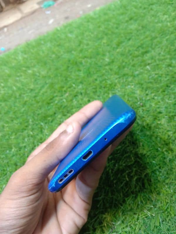 Redmi 9c 3-32 ram 10 by 10 condition not fold 2