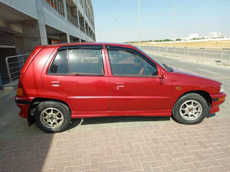 Anda Daihatsu Charade 1987 9