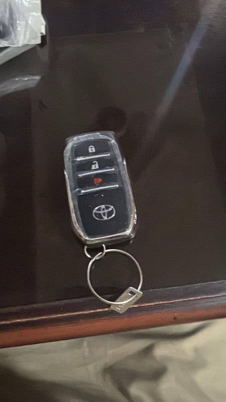 all Japanese and Pakistanis Car remote Keys original available 3