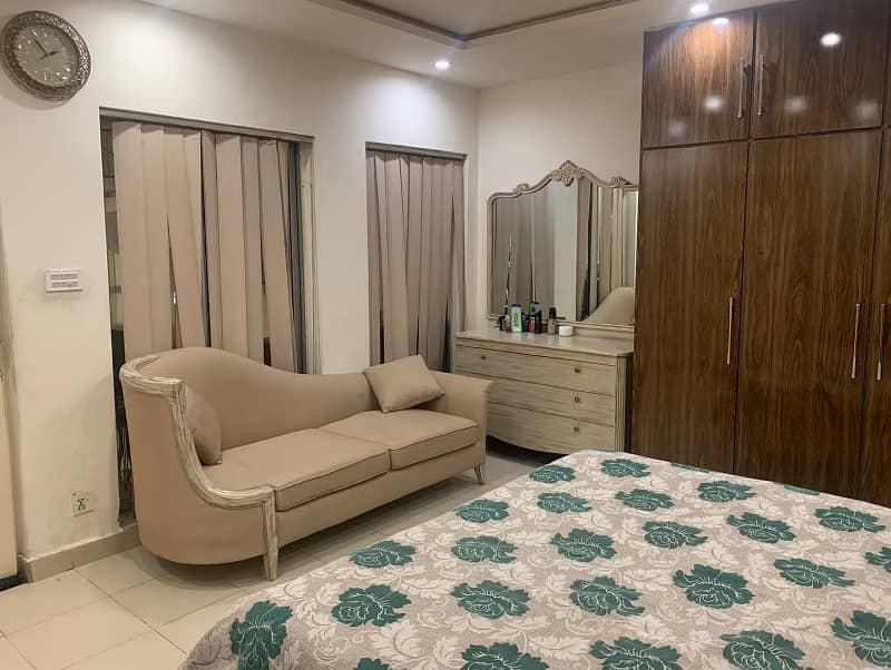 8 Marla European Style Safari Villa House available for sale in a very good condition at very prime location of Safari Villas Sector B Bahria Town Lahore 0