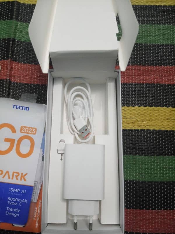 Tecno Spark Go 8