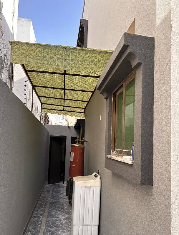 10 Marla 5 bedroom House with solar panels installed for backup is available for sale at a Very Prime Location of New Shaheen Block, Bahria Town Lahore 2