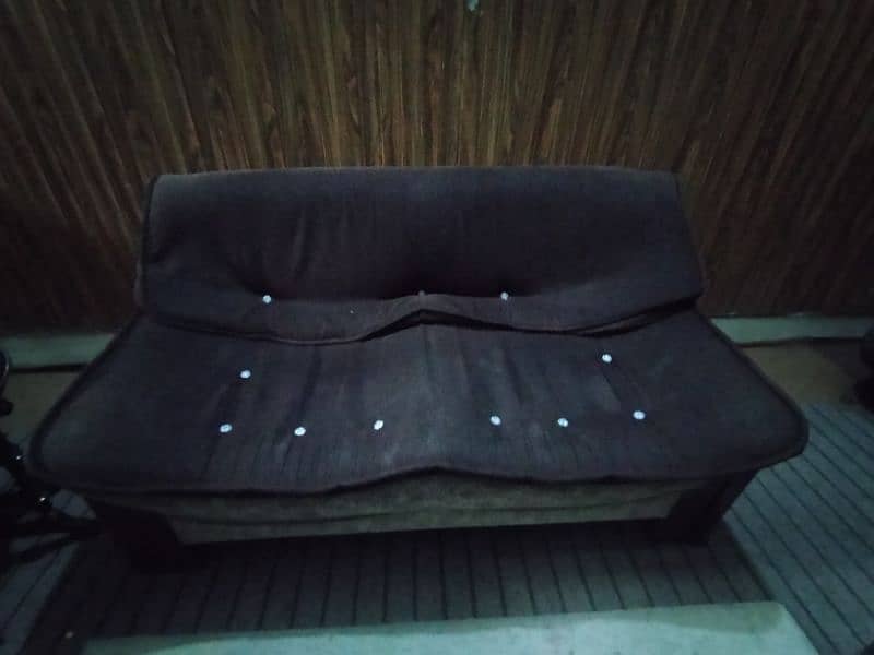 sofa set 1 +1+2 good condition 1