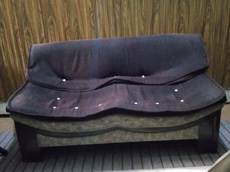 sofa set 1 +1+2 good condition 2