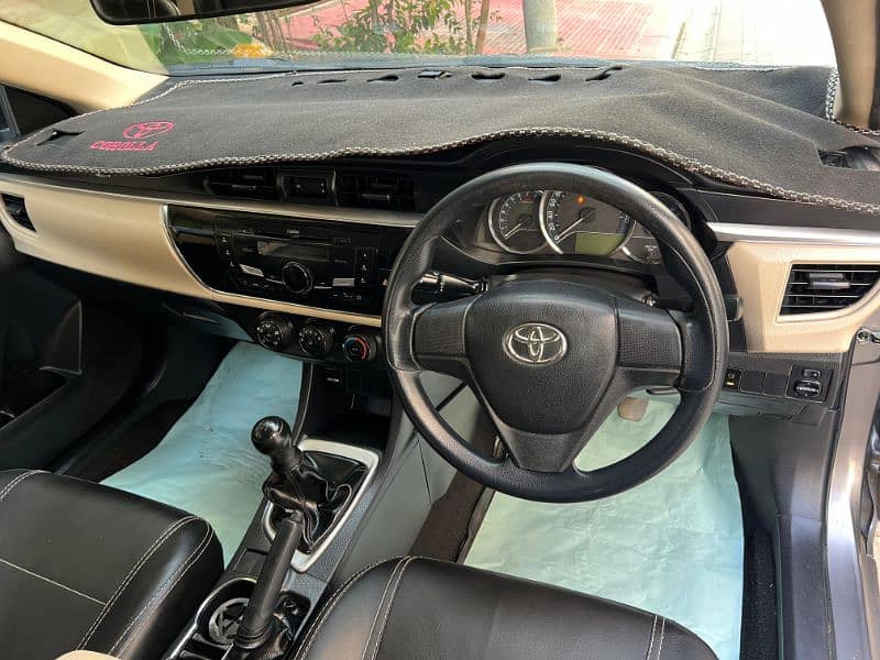 Toyota Corolla GLI 2015 Original condition 7