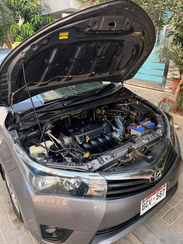 Toyota Corolla GLI 2015 Original condition 17