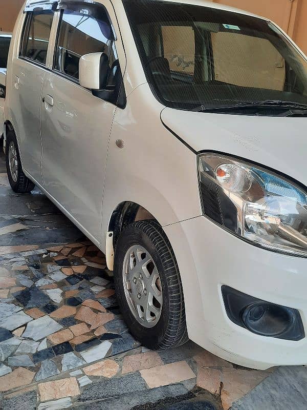 Suzuki Wagon R 2019 1