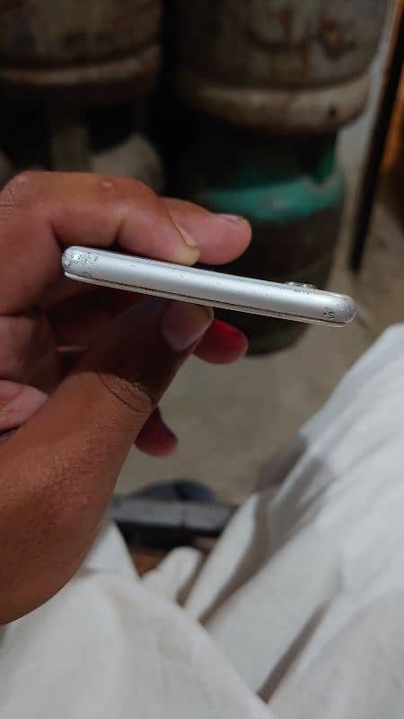 iPhone 6 for sale penal issue he button Ka BHI issue he 4