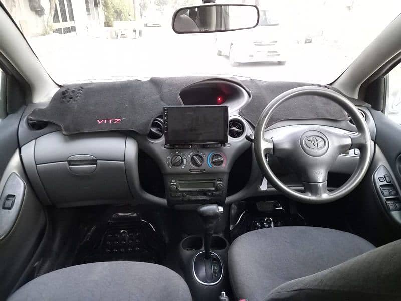 Toyota Vitz 2002/5 5