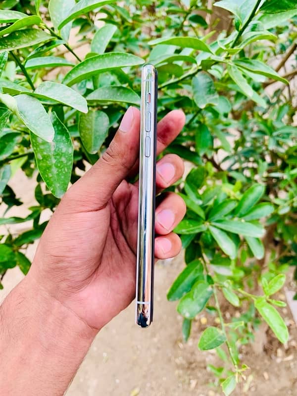 I PHONE 11 PRO PTA APPROVED 256GB 3