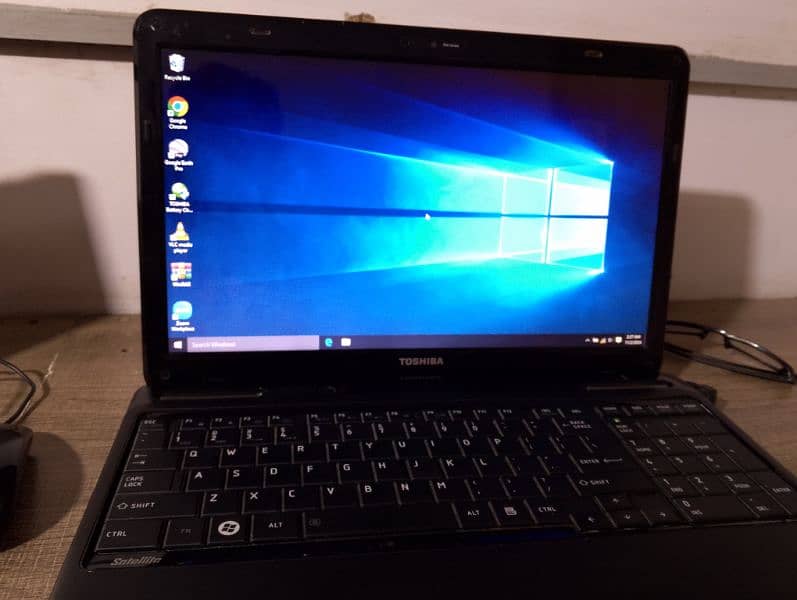 Toshiba Satellite Core i5 2nd Gen 2