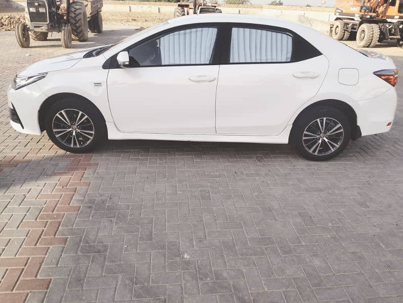 Toyota Corolla Altis 2019 11