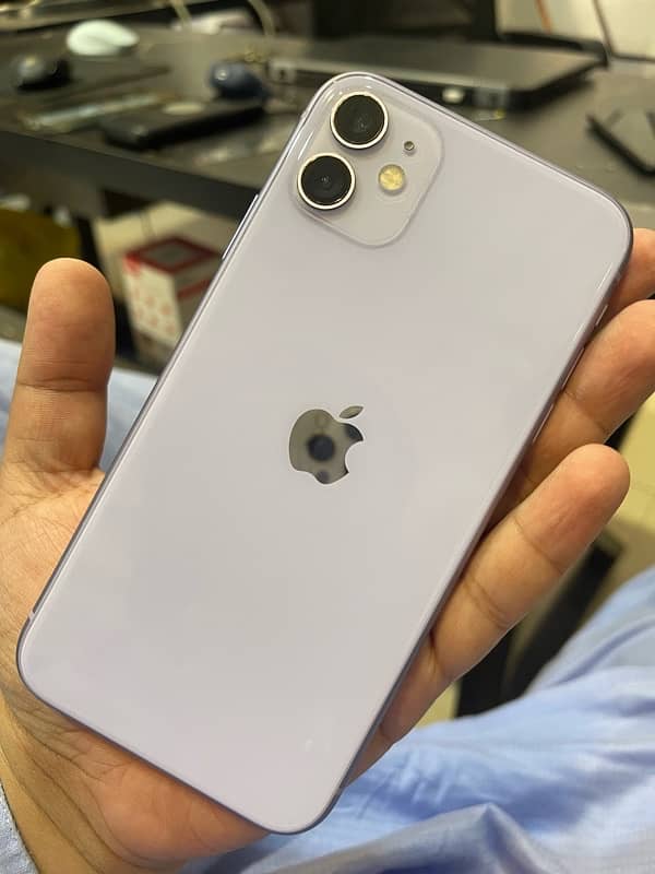 iPhone 11 64GB PTA Approved 0