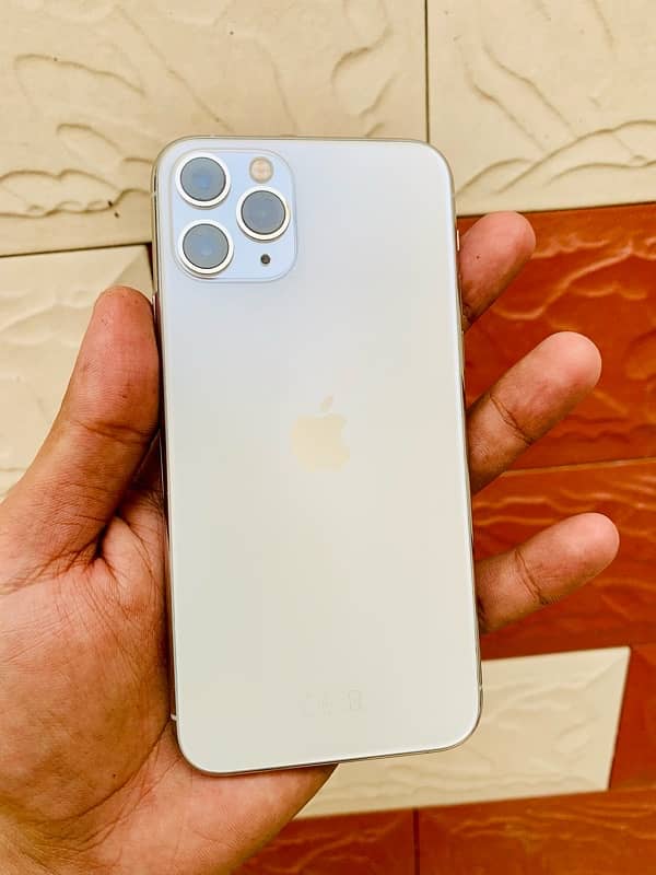 I PHONE 11 PRO PTA APPROVED 256GB 1