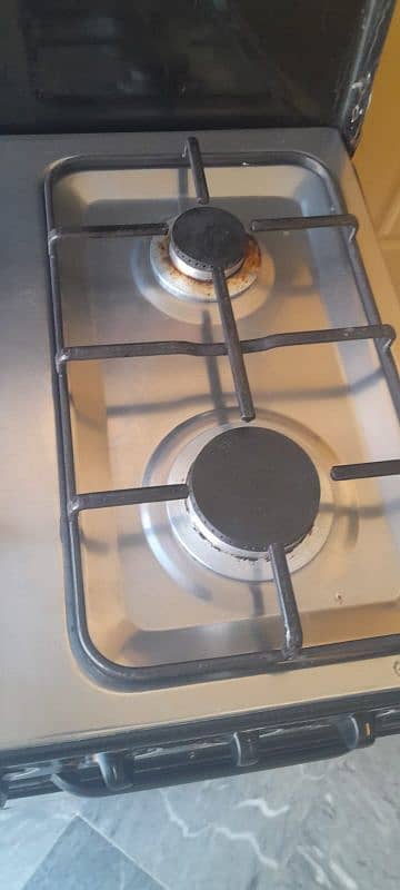 Gas oven / Cooking range for sale 2