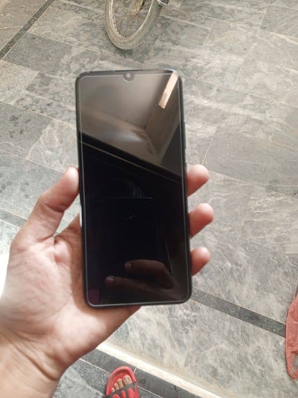 realme C21 4/64 with box 5