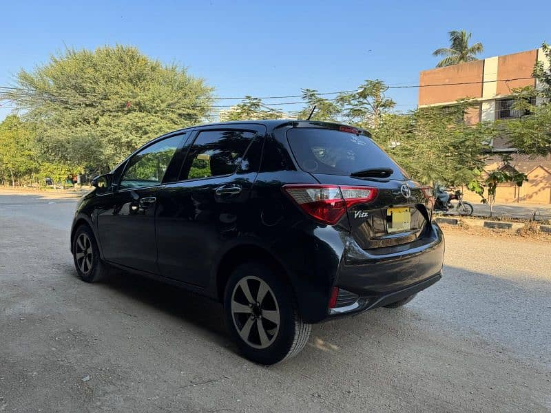 Toyota Vitz 2018 3