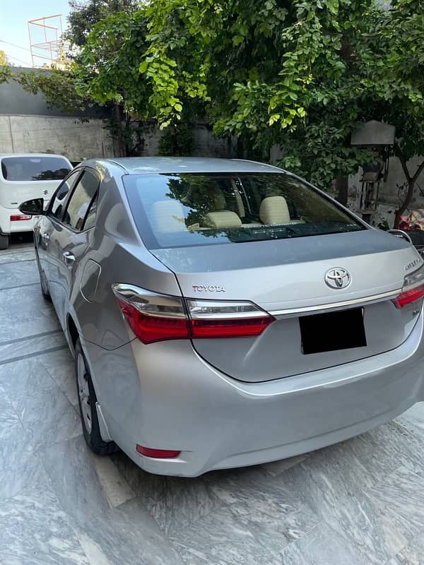 Toyota Corolla GLI 2019 4