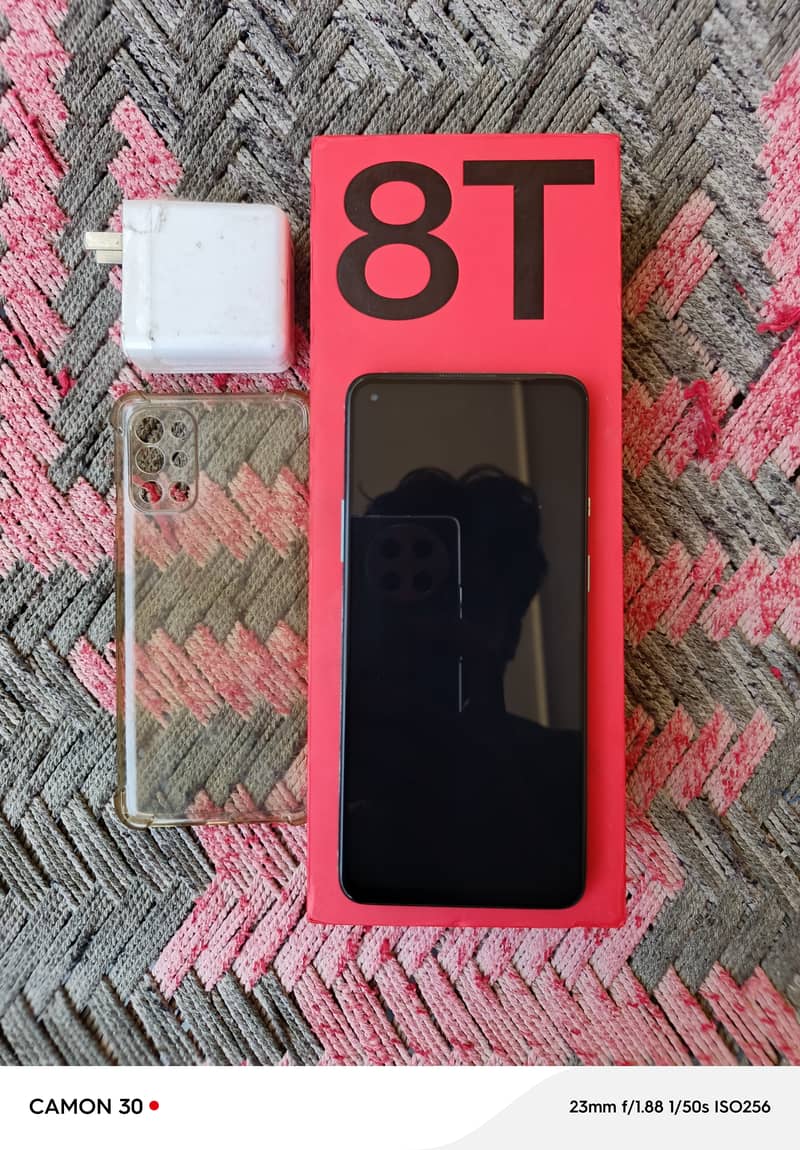 OnePlus 8t With Box 12gb Ram 256Gb storage 1