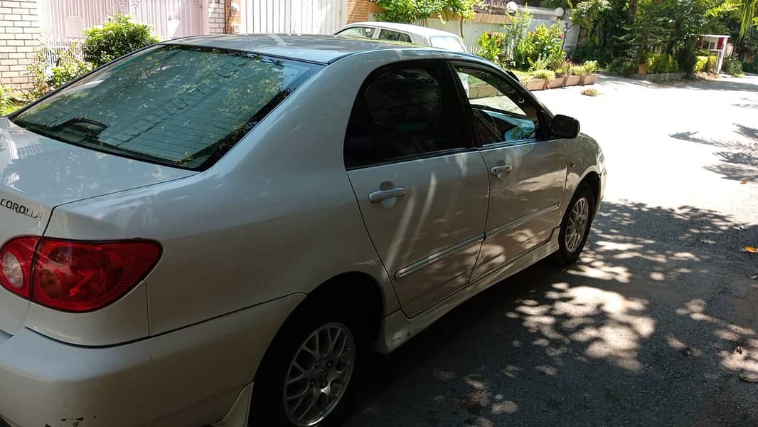 Toyota Corolla 2004 Se Saloon 14