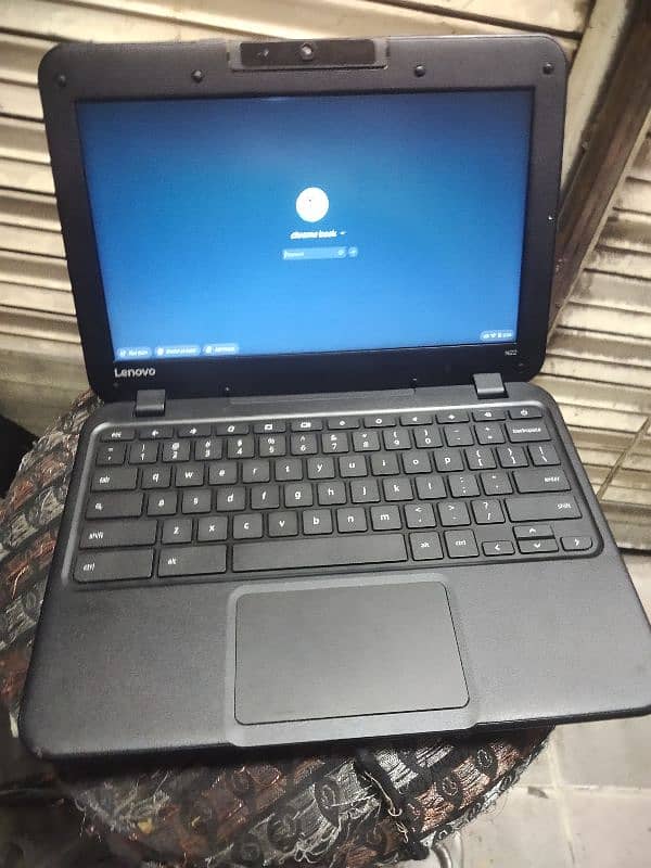 Lenovo. Chromebook. 03073783690. lo 0