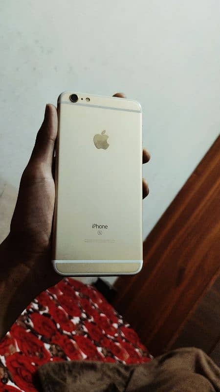 iPhone 6s plus for sale 10 by 10 condition water  resistant 0