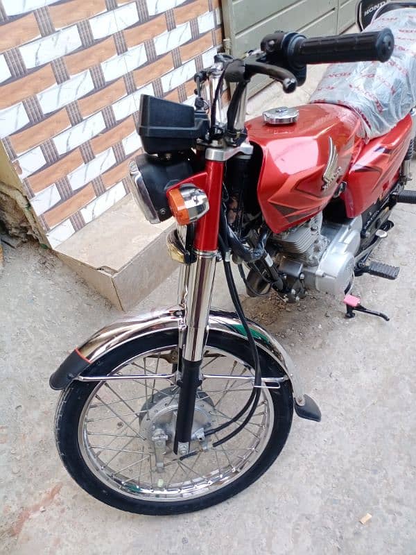 Honda 125 2023 4