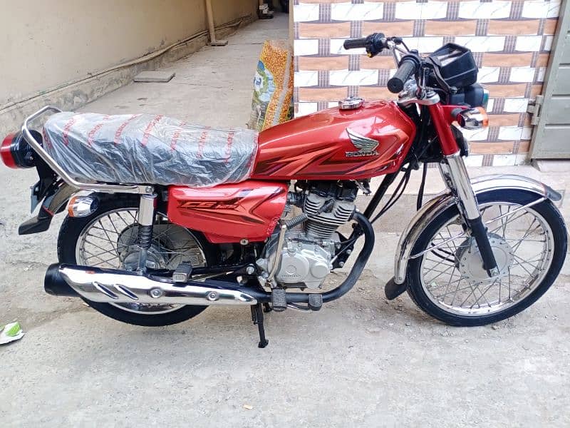 Honda 125 2023 10