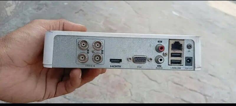 DVR hikvision | 4ch | xchange posible with 8ch 1