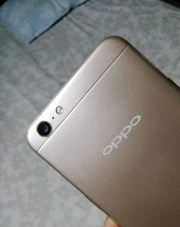 oppo a57 (4/74) 2