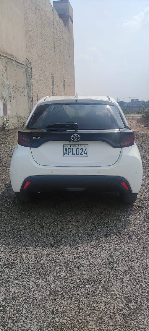 Toyota Yaris Hatchback 2021 3