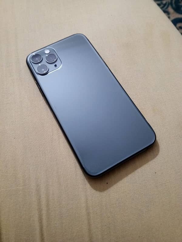 iPHONE 11 pro 0