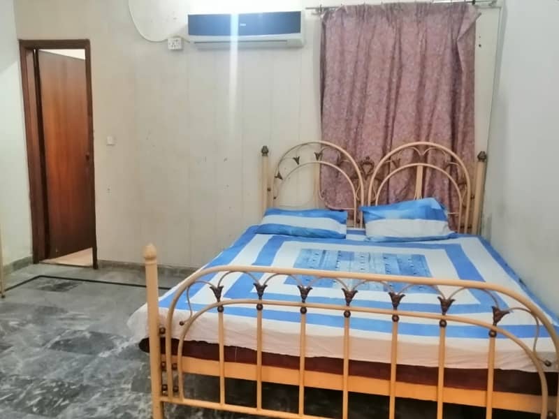 6 Marla Lower Portion for rent in Model Town 11