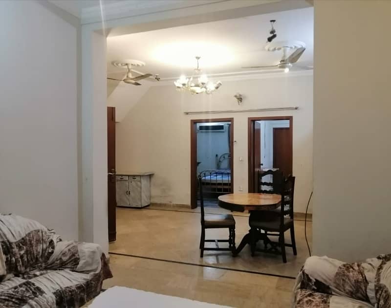 6 Marla Lower Portion for rent in Model Town 16