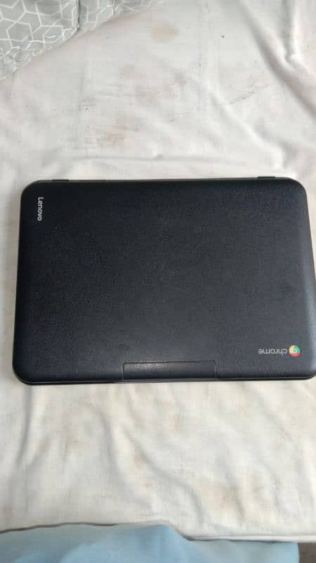 only 7 month use lenovo chrome book 2