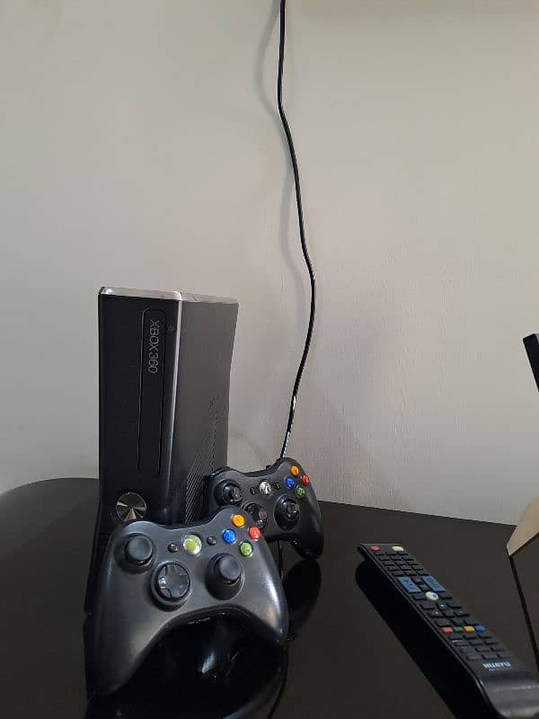 XBOX 360 SLIM 2