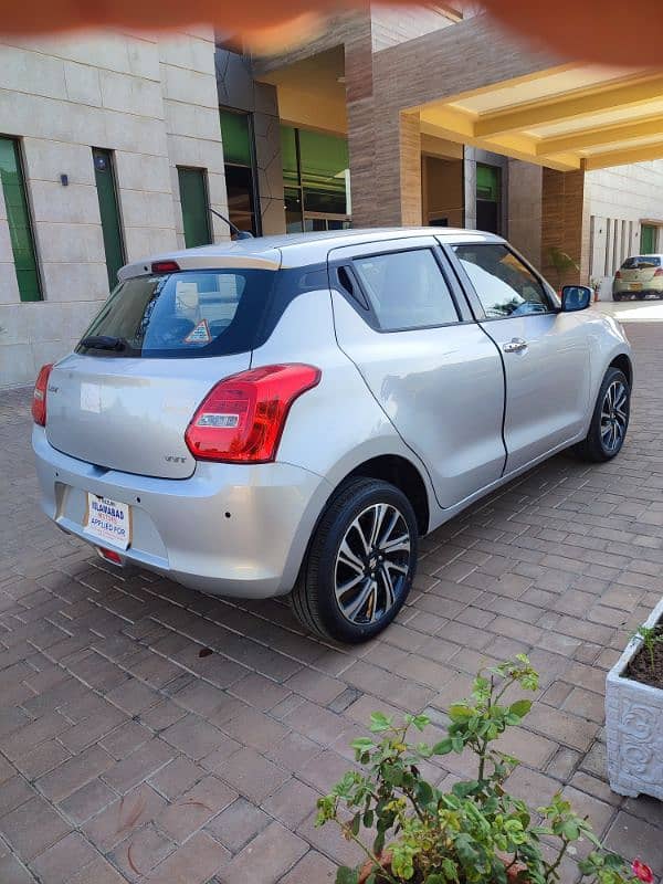 Suzuki Swift 2024 1