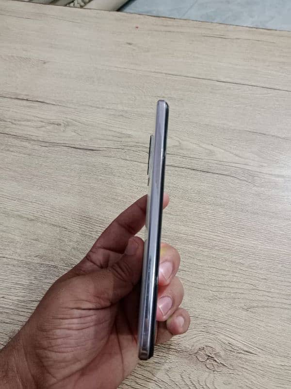 vivo v21 8