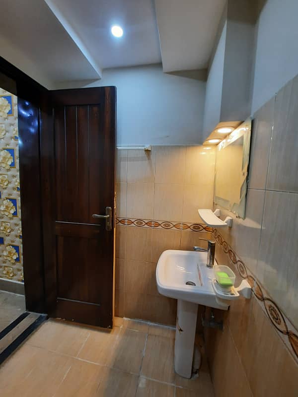 5 MARLA HOUSE FOR SALE IN BAHRIA TOWN SECTOR D LAHORE, 11