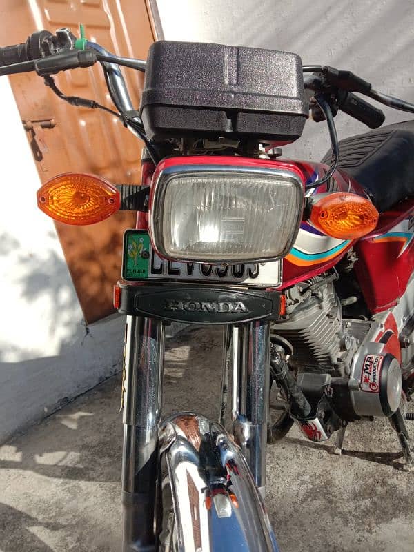 Honda CG 125 10