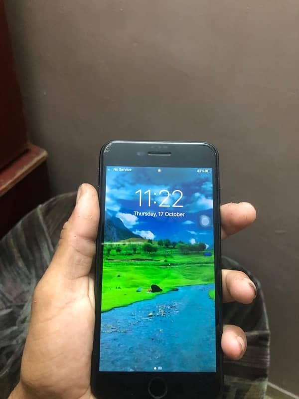 iPhone 7 Plus 32 gb bypass 10by10 condition 1