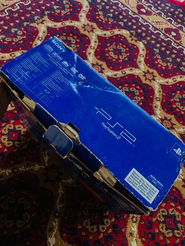 Playstation 2 Phat Console with Box and All the inbox components 2