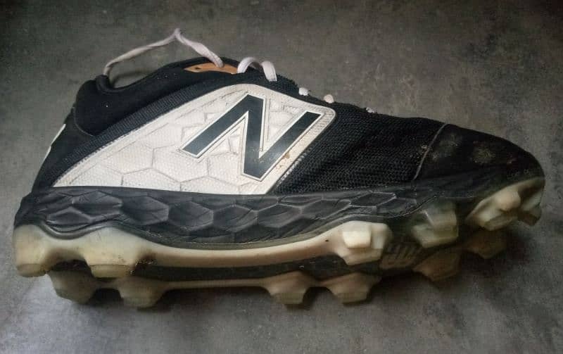 NB Football shoes 3