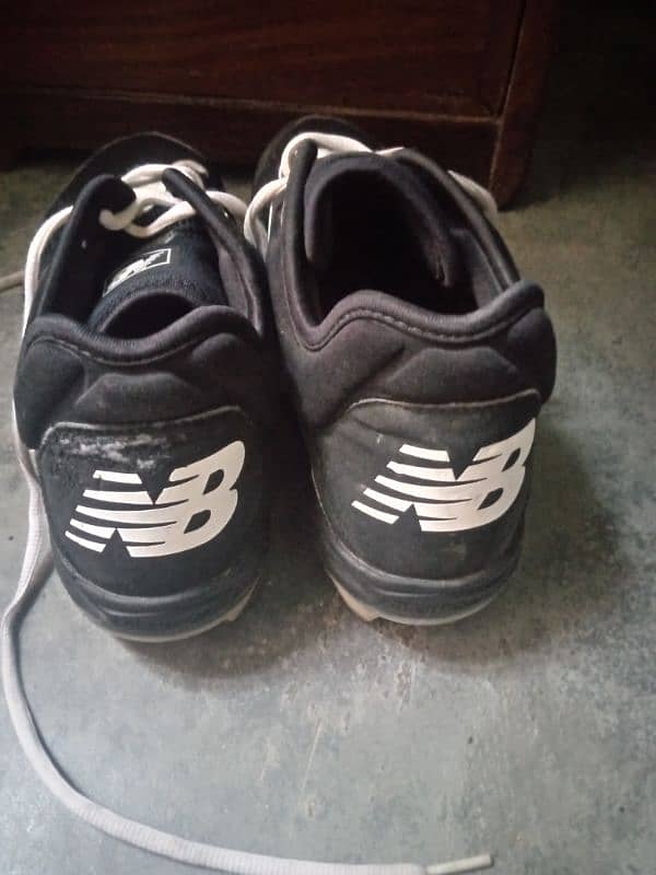 NB Football shoes 5