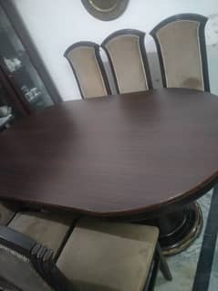 dining table good condition with 6 chairs