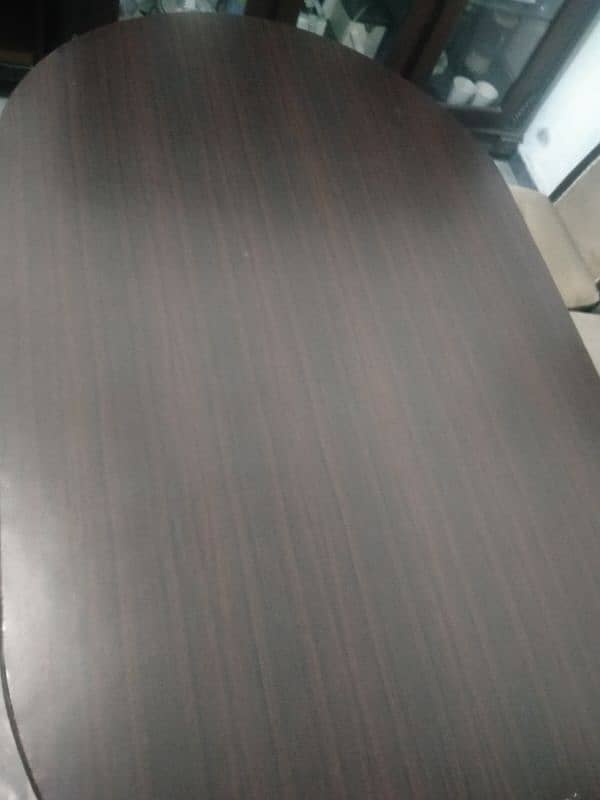 dining table good condition with 6 chairs 4