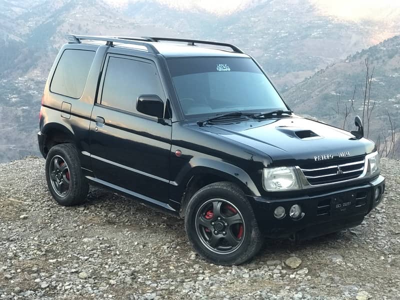 Pajero Mini 2003 model uplifted to 2012 model ,Automatic ,4x4 0